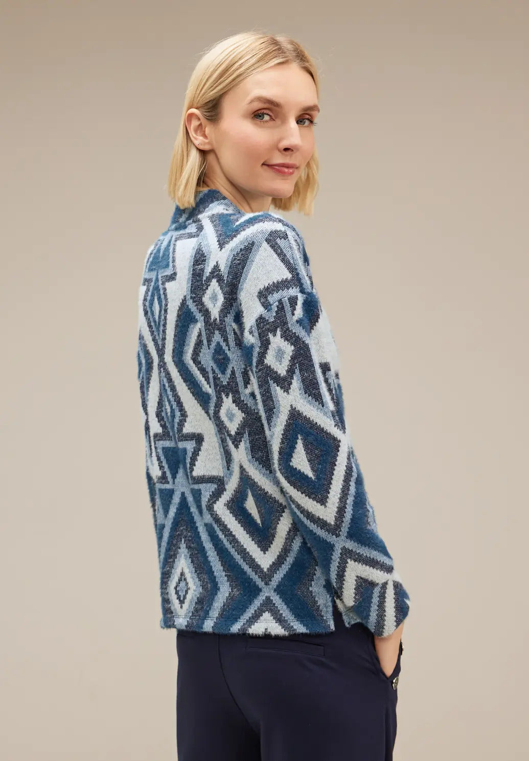 Street One - Fluffy Dessin Turtle Neck Top - 320695