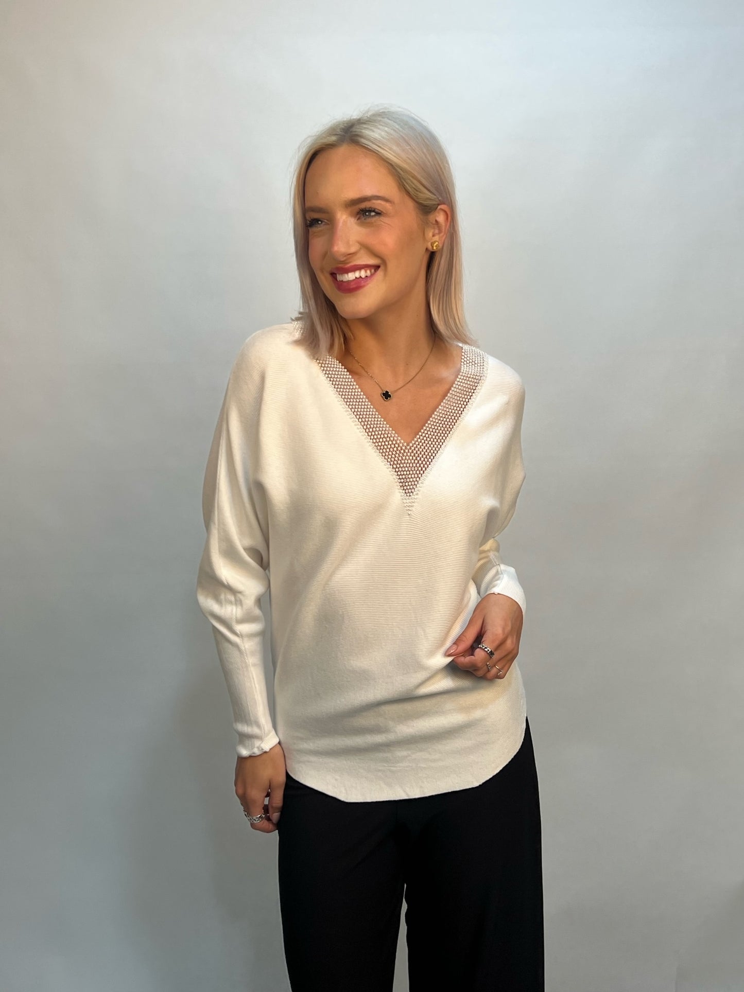 Lipstick - V-Neck Knit Top - ZM1710