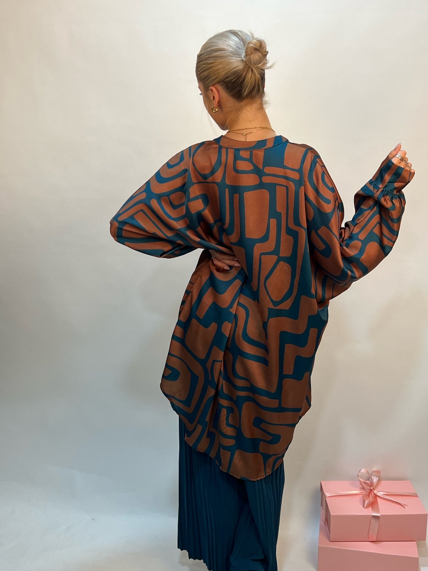 Lipstick - Oversized Blouse - 32550