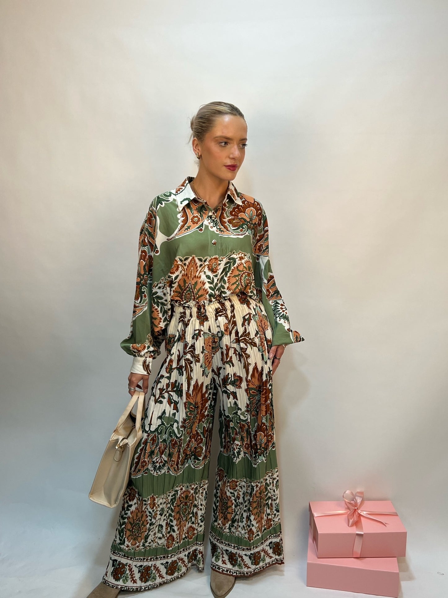 Lipstick - Printed Twin Set - M18008