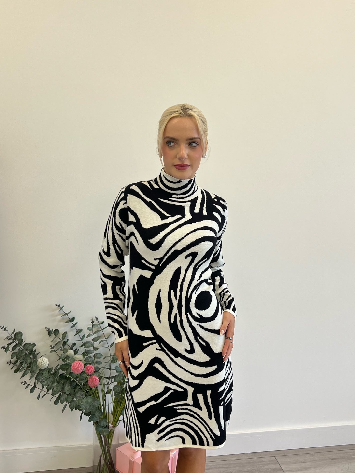 Lipstick - Highneck Knitted Dress - Zm1701