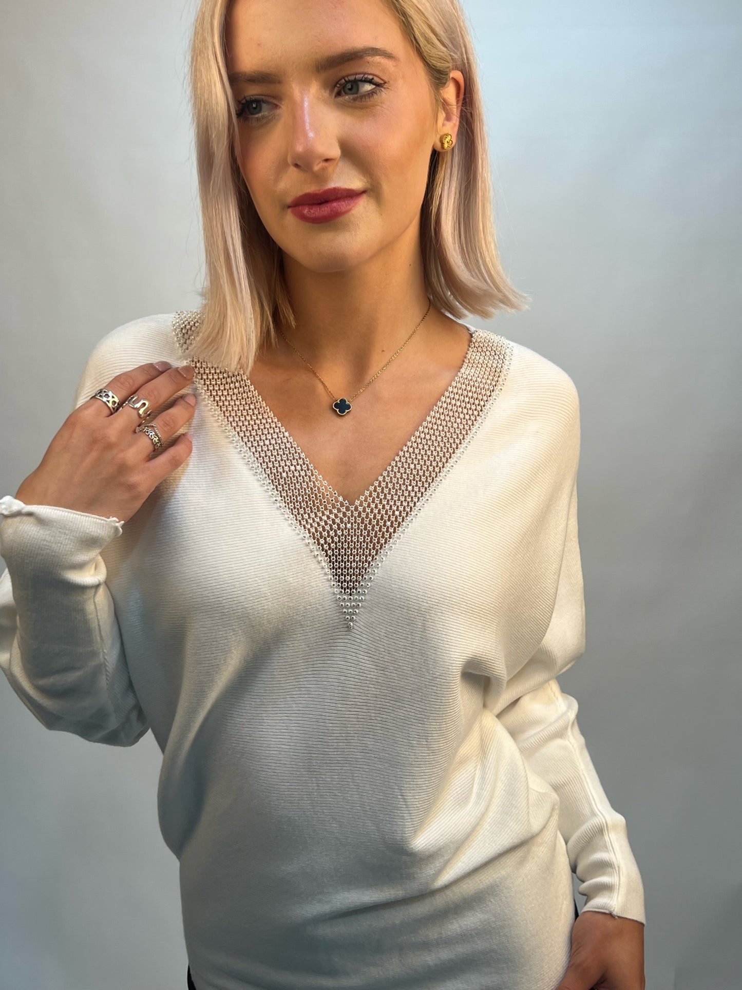 Lipstick - V-Neck Knit Top - ZM1710