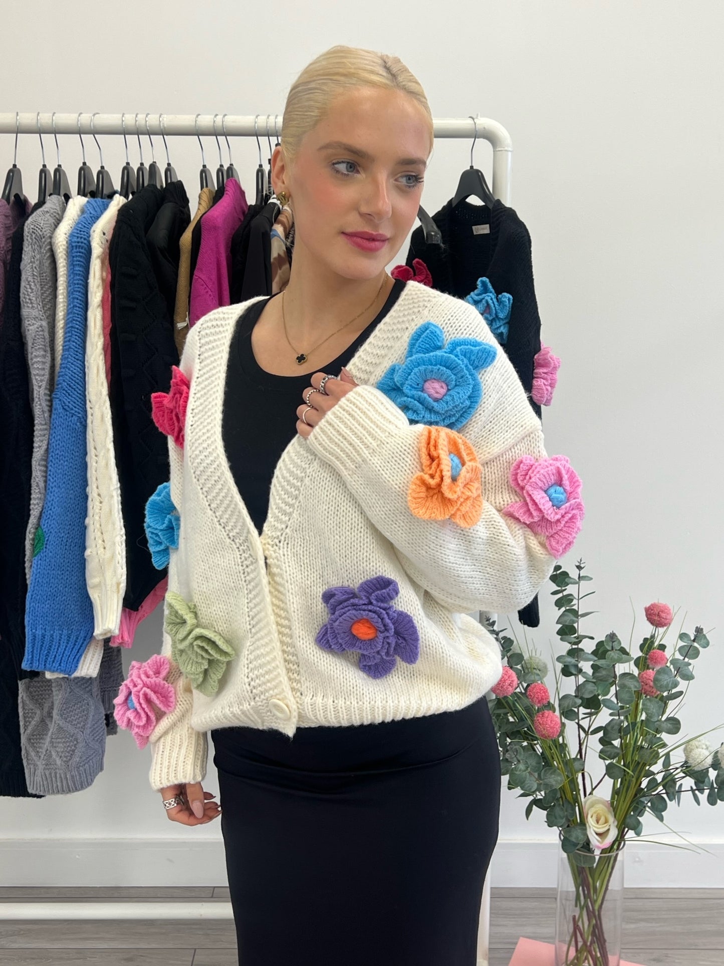 Lipstick - Knit Cardigan with Flower - ZM20001