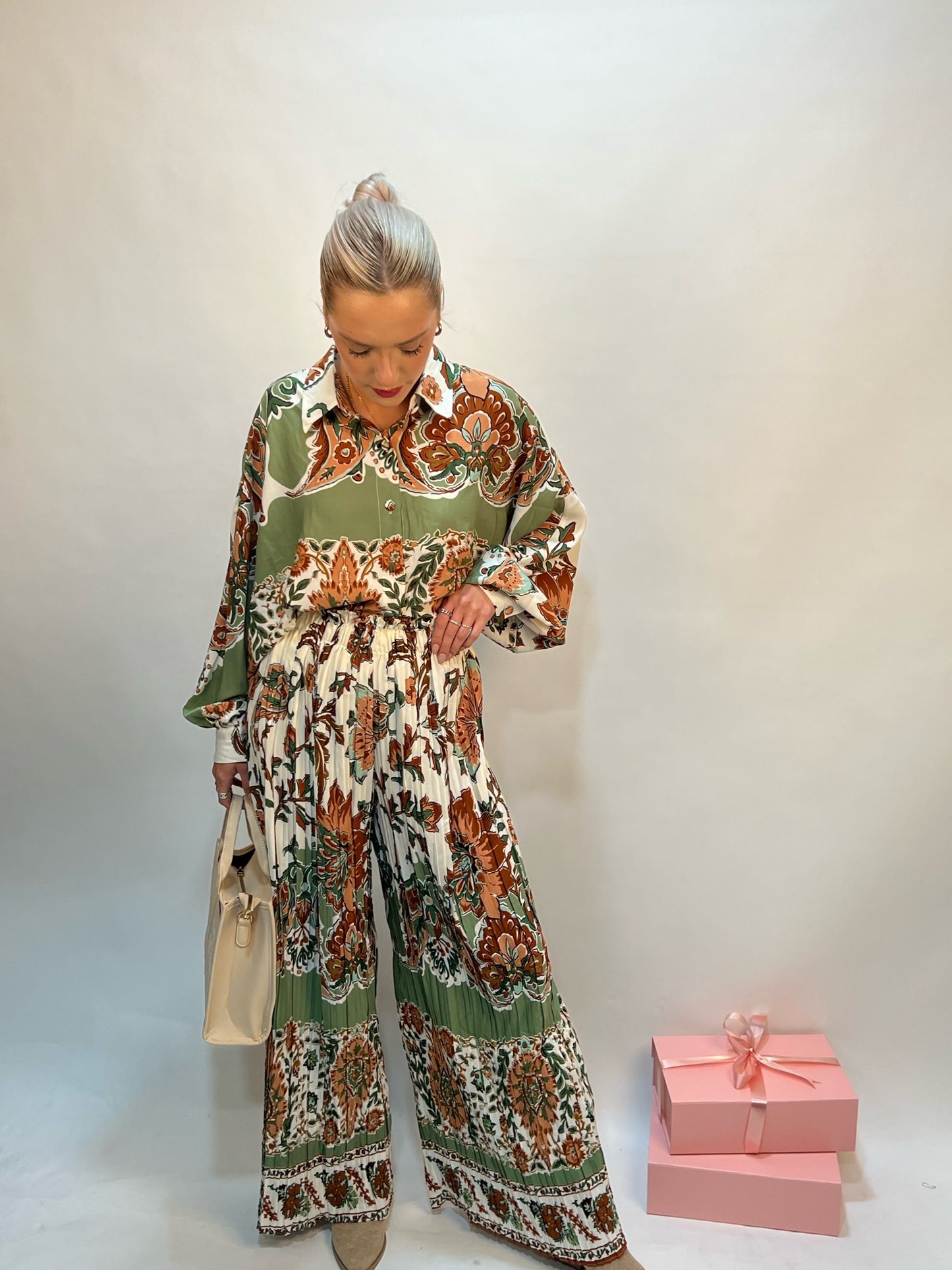 Lipstick - Printed Twin Set - M18008