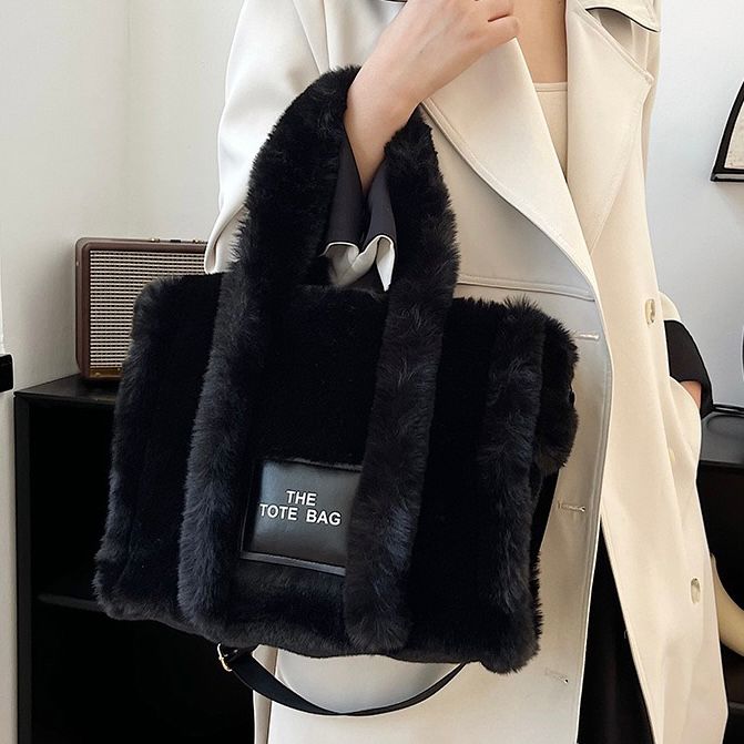 Lipstick - Fur Tote Bag