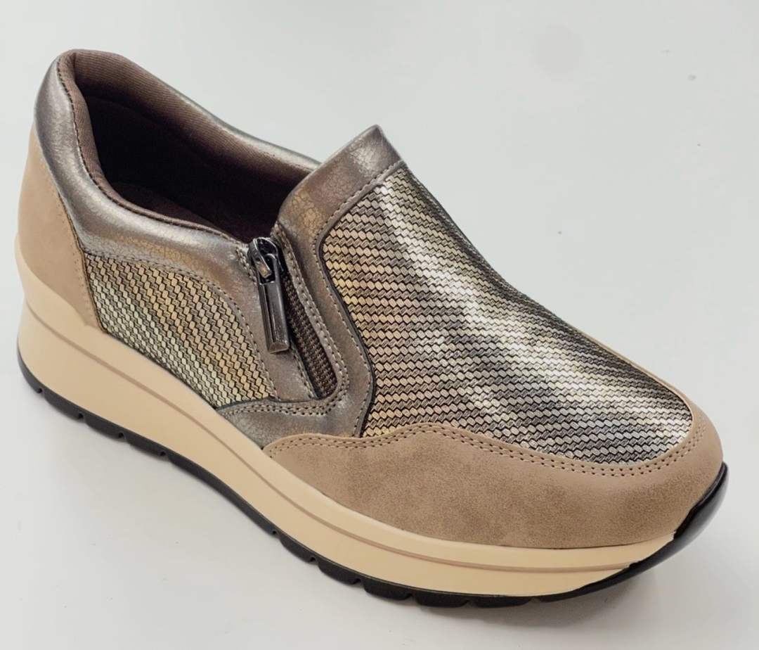 Gio T8817