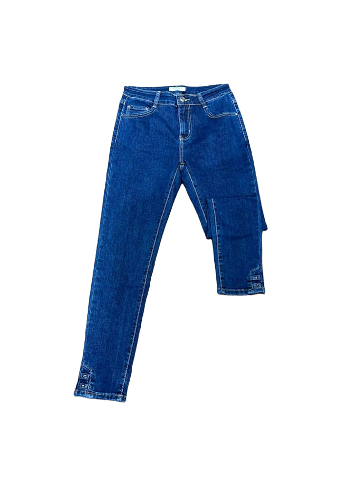 Lipstick - 7/8 Legged Jeans - V132