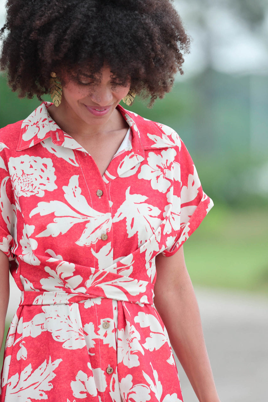 Actuelle - Short-sleeved V-Neck Shirt Dress - 24E007