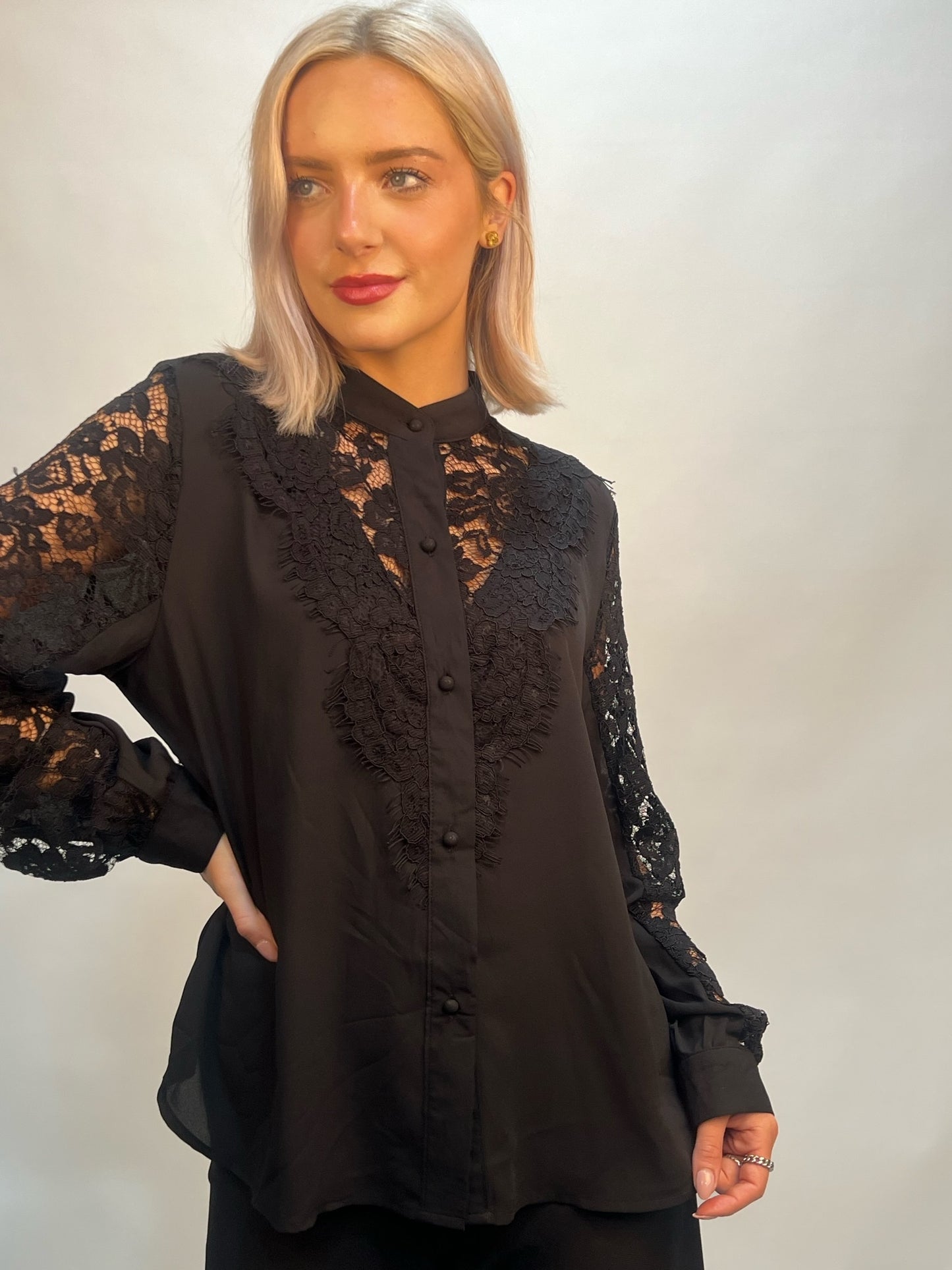 Lipstick - Lace detail Shirt - M2218