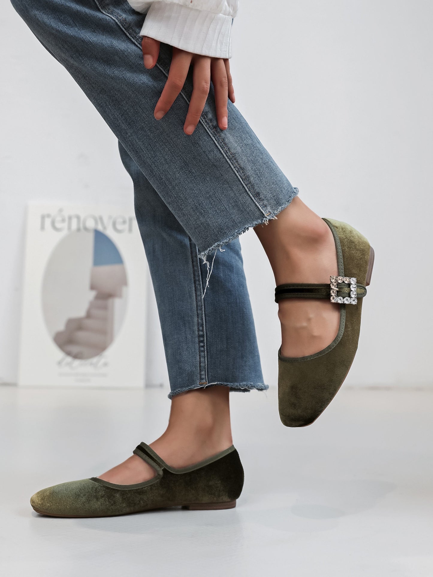 Cov - Flat Shoe - X5-318