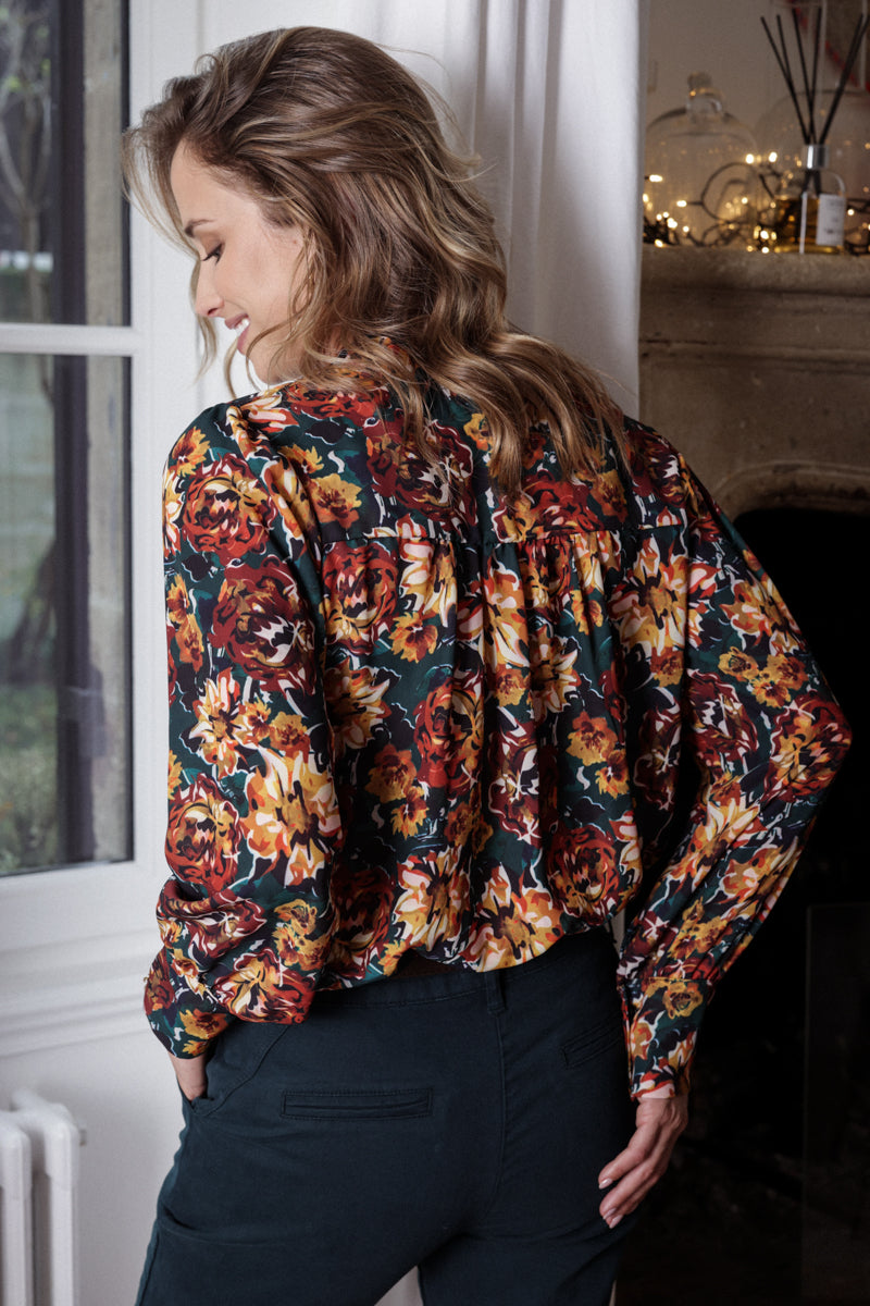 Actuelle - V-Neck Flower Printed Blouse - 23h073