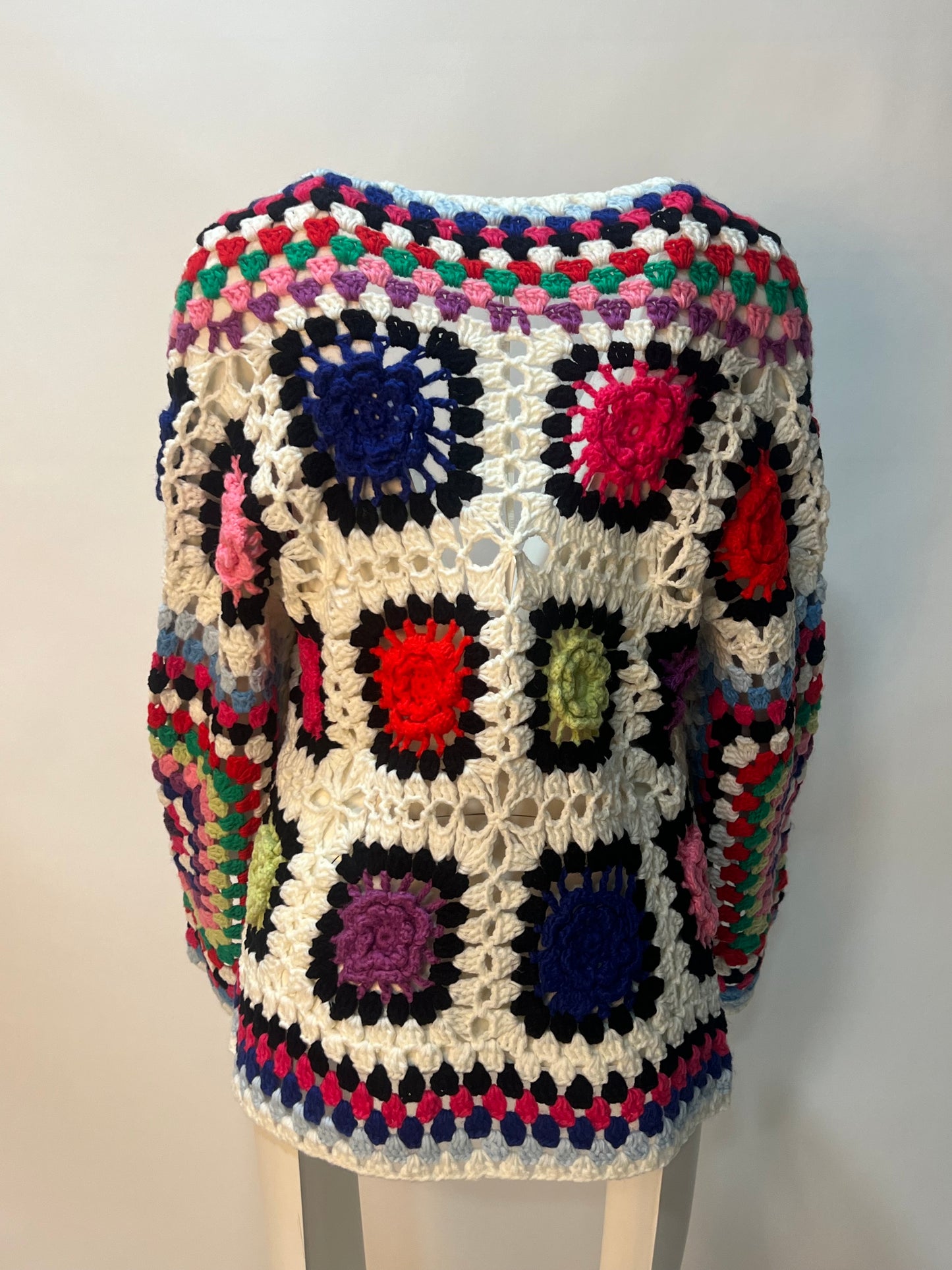 Lipstick - Crochet Cardigan - M38006