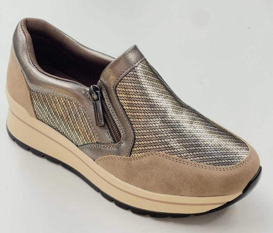 Gio T8817