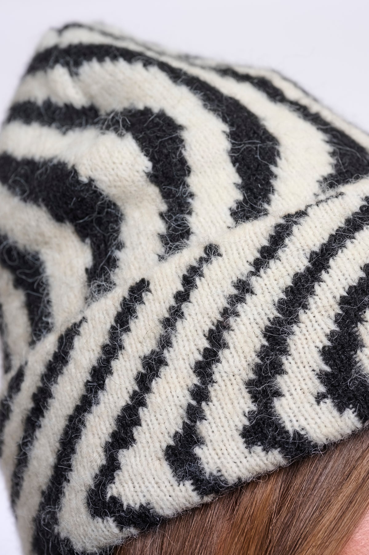Rino & Pelle - Zebra print beanie - R+p Vlora
