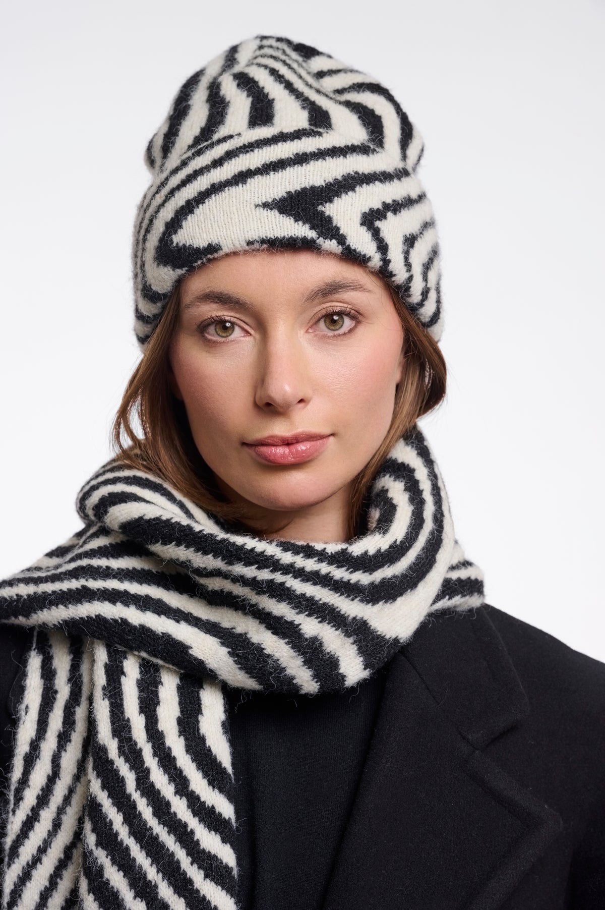 Rino & Pelle - Zebra print beanie - R+p Vlora